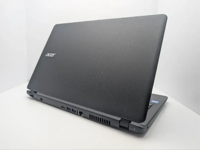 Ноутбук Acer Aspire ES1-533 / 15.6" (1366x768) TN / Intel Celeron N3450 (4 ядра по 1.1 - 2.2 GHz) / 6 GB DDR3 / 120 GB SSD / Intel HD Graphics 500 / WebCam / DVD-ROM б/в - зображення 8