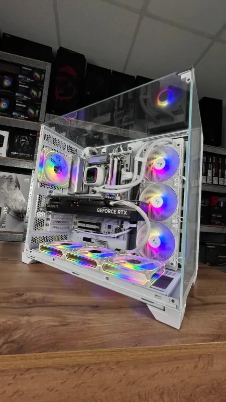 Збірка під замовлення: комп'ютер Lian-Li O11 Vision White Tower / AMD Ryzen 7 7800X3D (8 (16) ядер по 4.2 - 5.0 GHz) / 32 GB DDR5 / 2000 GB SSD M.2 / nVidia GeForce RTX 4070 Ti Super, 16 GB GDDR6X, 256-bit / 850W - зображення 4