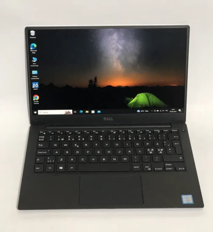 Ультрабук Dell XPS 13 9360 / 13.3" (1920x1080) IPS / Intel Core i7-7500U (2 (4) ядра по 2.7 - 3.5 GHz) / 8 GB DDR4 / 256 GB SSD / Intel HD Graphics 620 / WebCam / Win 10 Pro б/в - зображення 2