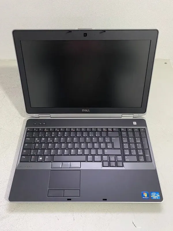 Ноутбук Dell Latitude E6530 / 15.6" (1366x768) TN / Intel Core i5-3230M (2 (4) ядра по 2.6 - 3.2 GHz) / 8 GB DDR3 / 128 GB SSD / Intel HD Graphics 4000 / WebCam / DVD-ROM б/в - зображення 2