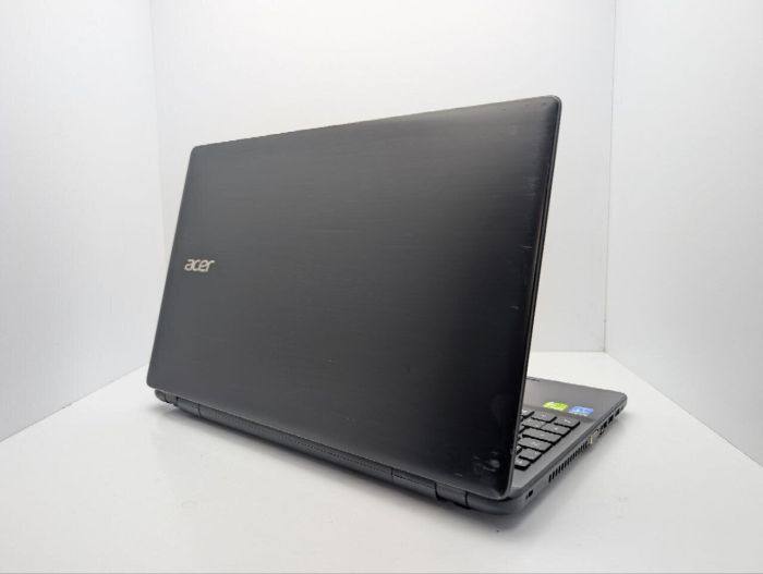 Ноутбук Acer Aspire E5-571G / 15.6" (1366x768) TN / Intel Core i3-4005U (2 (4) ядра по 1.7 GHz) / 6 GB DDR3 / 500 GB HDD / nVidia GeForce 820M, 1 GB GDDR3, 64-bit / WebCam / DVD-ROM б/в - зображення 8