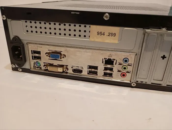 ПК Б-клас LogicPower SFF / Intel Core i5-2400 (4 ядра по 3.1 - 3.4 GHz) / 8 GB DDR3 / 500 GB HDD / Intel HD Graphics 2000 / DVD-RW б/в - зображення 4