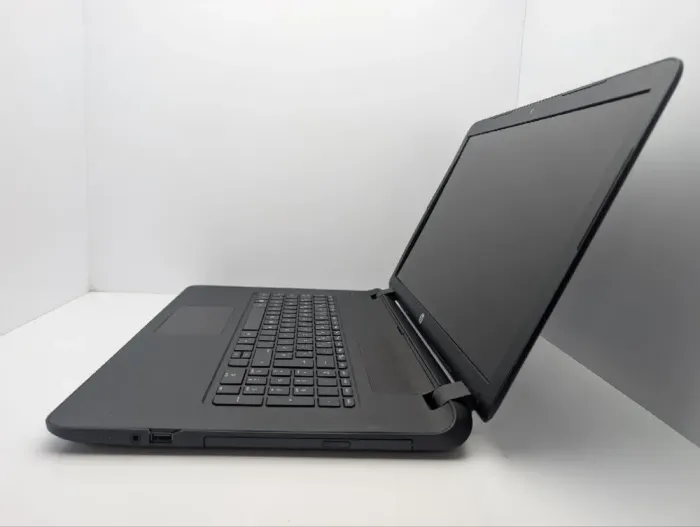 Ноутбук Б-клас HP 17-155nb / 17.3" (1600x900) TN / AMD A6-6310 (4 ядра по 2.4 GHz) / 8 GB DDR3 / 1000 GB HDD / AMD Radeon R4 Graphics / WebCam / DVD-ROM б/в - зображення 5