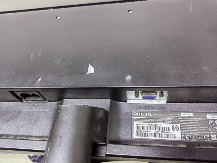 Монітор Б-клас Philips 223V5L / 22" (1920x1080) TN / 1x VGA / VESA 100x100 / Кабелі в комплекті б/в - зображення 6