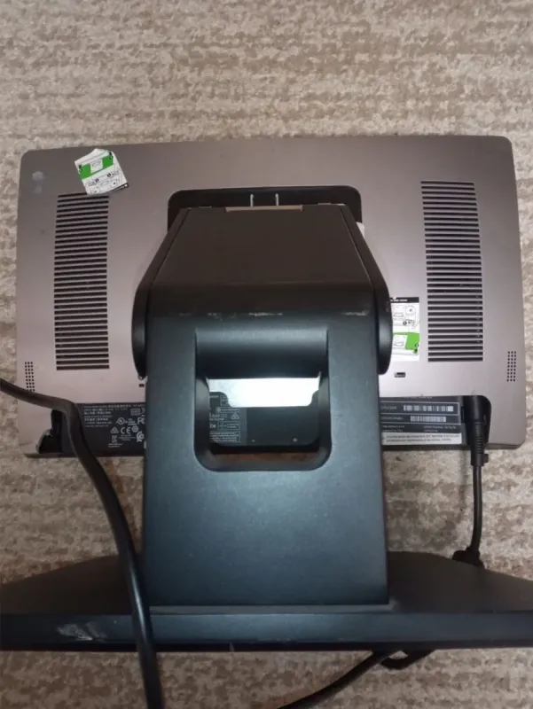 Моноблок HP RP9 G1 9015 Retail System / 16" (1366x768) TN Touch / Intel Pentium G4400T (2 ядра по 2.9 GHz) / 4 GB DDR4 / 120 GB SSD / Intel HD Graphics 510 б/в - изображение 3