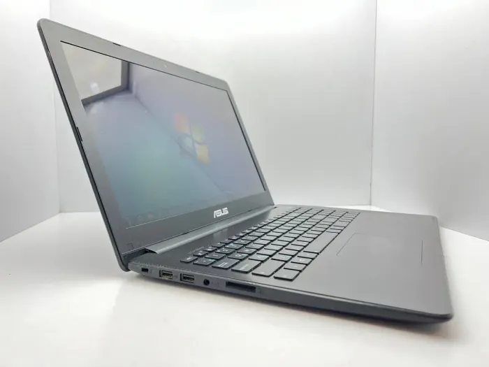 Ноутбук Asus R509C / 15.6" (1366x768) TN / Intel Pentium 2117U (2 ядра по 1.8 GHz) / 4 GB DDR3 / 500 GB HDD / Intel HD Graphics 3000 / WebCam б/в - зображення 3