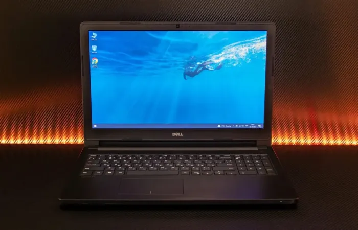 Ноутбук Б-класс Dell Latitude 3570 / 15.6"  TN / Core i3-6100U (2(4) ядра по 2.3GHz) / 4GB DDR3 / 500GB HDD / HD Graphics 520 / WebCam б/в - зображення 2