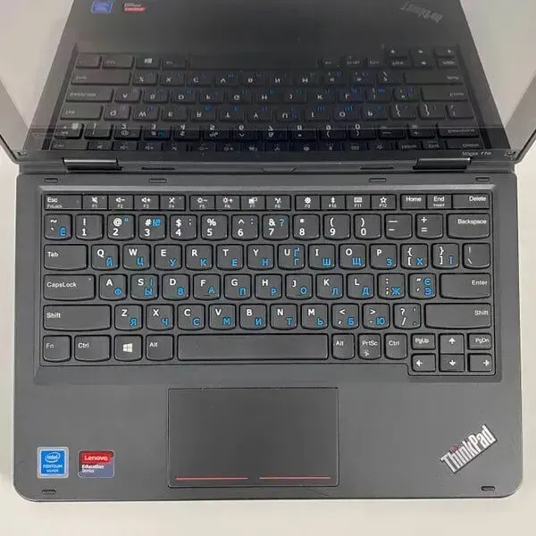 Нетбук-трансформер Lenovo ThinkPad Yoga 11e / 11.6" (1366x768) TN Touch / Intel Pentium Silver N5000 (4 ядра по 1.1 - 2.7 GHz) / 8 GB DDR4 / 256 GB SSD / Intel UHD Graphics 605 / WebCam / HDMI б/в - зображення 3
