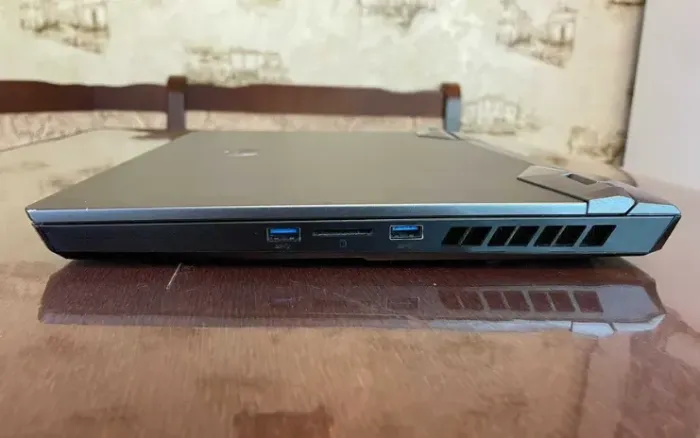 Ігровий ноутбук Б-клас MSI GE66 Raider 11UH-202US / 15.6" (2560x1440) IPS / Intel Core i9-11980HK (8 (16 ядер по 3.3 - 5.0 GHz) / 32 GB DDR4 / 1000 GB SSD / nVidia GeForce RTX 3080, 16 GB GDDR6, 256-bit / WebCam б/в - зображення 8