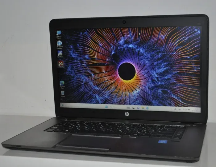 Ноутбук Б-клас HP EliteBook 850 G2 / 15.6" (1366x768) TN / Intel Core i5-5200U (2 (4) ядра по 2.2 - 2.7 GHz) / 8 GB DDR3 / 120 GB SSD / Intel HD Graphics 5500 / WebCam / Windows 11 Pro б/в - зображення 5