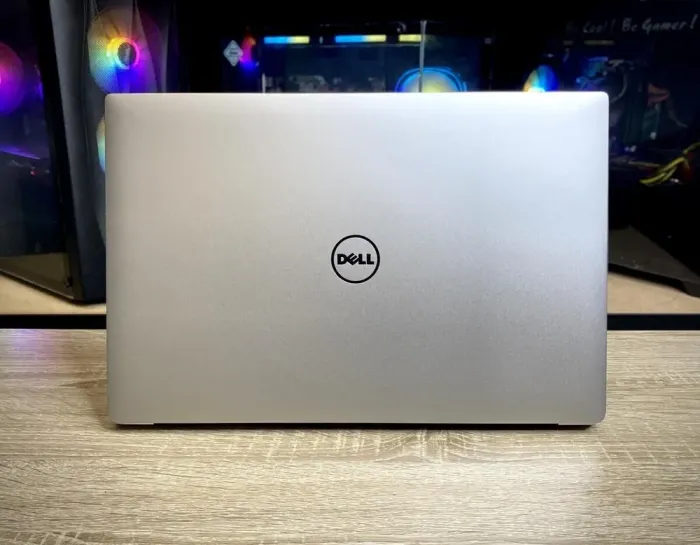 Ігровий ноутбук Dell XPS 15 9560 / 15.6" (3840x2160) IPS / Intel Core i7-7700HQ (4 (8) ядра по 2.8 - 3.8 GHz) / 16 GB DDR4 / 256 GB SSD / nVidia GeForce GTX 1050, 4 GB GDDR5, 128-bit / WebCam б/в - зображення 7