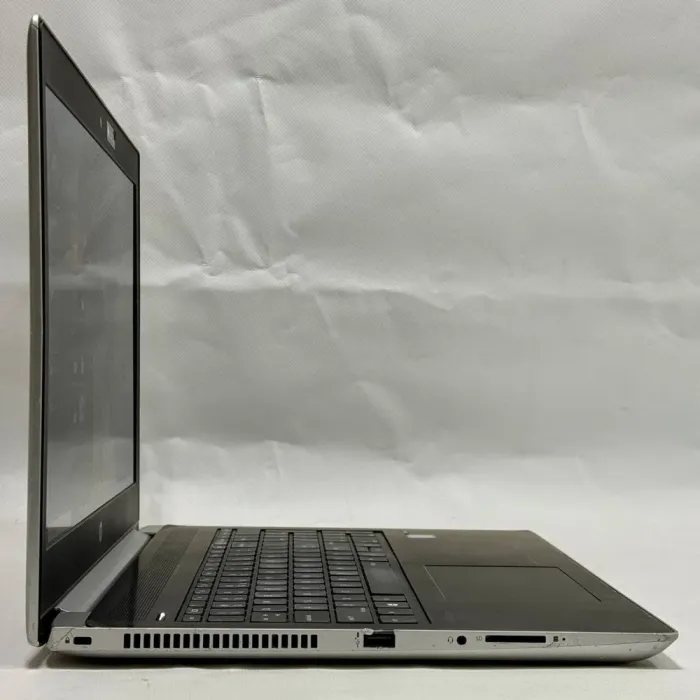 Ноутбук Б-клас HP ProBook 450 G5 / 15.6" (1920x1080) IPS / Intel Core i5-8250U (4 (8) ядра по 1.6 - 3.4 GHz) / 8 GB DDR4 / 256 GB SSD M.2 / Intel UHD Graphics 620 / WebCam / Windows 10 Pro б/в - зображення 5