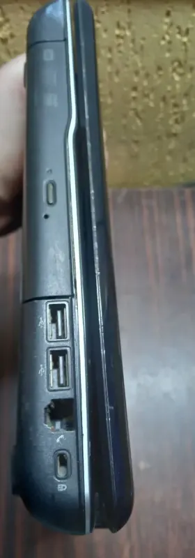 Ноутбук HP Compaq Presario CQ60 / 15.6" (1366x768) TN / Intel Celeron 585 (1 ядро з 2.16 GHz) / 4 GB DDR2 / 250 GB HDD / Intel GMA 4500M Graphics / WebCam / DVD-ROM / Windows 7 / АКБ не тримає б/в - зображення 4