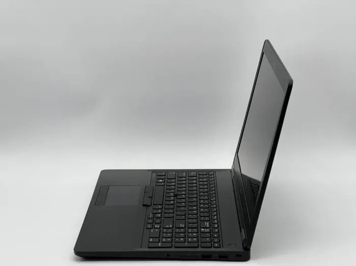 Ноутбук Dell Latitude E5570 / 15.6" (1920x1080) IPS / Intel Core i5-6300U (2 (4) ядра по 2.4 - 3.0 GHz) / 16 GB DDR4 / 240 GB SSD / Intel HD Graphics 520 / WebCam б/в - зображення 4