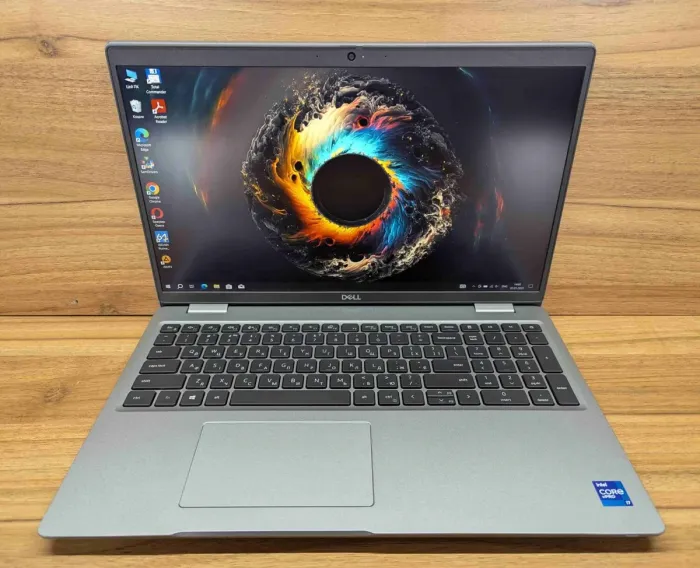 Ноутбук робоча станція Dell Precision 3560 / 15.6" (1920x1080) IPS / Intel Core i7-1185G7 (4 (8) ядра по 3.0 - 4.8 GHz) / 16 GB DDR4 / 512 GB SSD / nVidia T500, 2 GB GDDR6, 64-bit / HDMI / WebCam / Windows 10 б/в - зображення 2