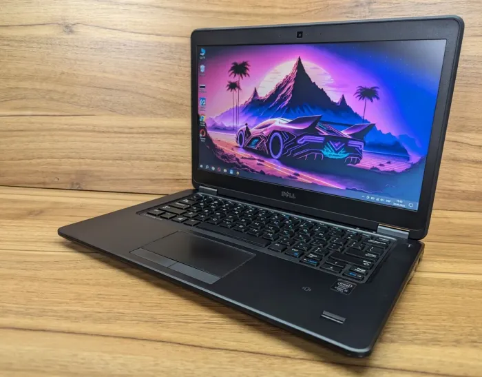 Ультрабук Dell Latitude E7450 / 14" (1366x768) TN / Intel Core i5-5300U (2 (4) ядра по 2.3 - 2.9 GHz) / 8 GB DDR3 / 240 GB SSD / Intel HD Graphics 5500 / WebCam / Fingerprint / Windows 10 б/в - зображення 5