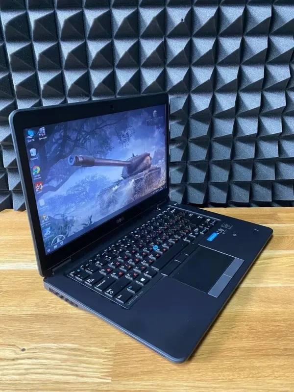 Ультрабук Dell Latitude E7450 / 14" (1366x768) TN / Intel Core i5-5300U (2 (4) ядра по 2.3 - 2.9 GHz) / 8 GB DDR3 / 128 GB SSD / Intel HD Graphics 5500 / WebCam б/в - зображення 3
