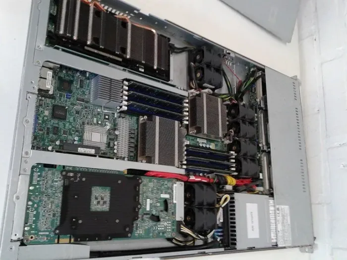 Сервер Supermicro 1U / 2x Intel Xeon X5670 (6 (12) ядер по 2.93 - 3.33 GHz) / 48 GB DDR3 / Без HDD / 2x nVidia Tesla M2090, 6 GB GDDR5, 384-bit / 1400W Gold б/в - зображення 18