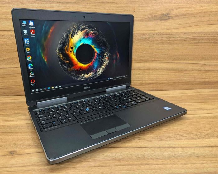 Мобільна робоча станція Dell Precision 7520 / 15,6" (1920x1080) IPS / Intel Xeon E3-1545M v5 (4 (8) ядра по 2,9 - 3,8 ГГц) / 16 ГБ DDR4 / 512 ГБ SSD / nVidia Quadro M2200, 4 ГБ GDDR5, 128-біт / WebCam / Windows 10 б/в - зображення 4