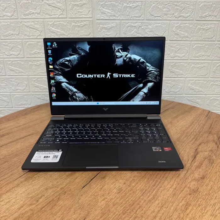 Ігровий ноутбук HP Victus 15-fb2063dx / 15.6" (1920x1080) IPS / AMD Ryzen 5 7535HS (6 (12) ядер по 3.3 - 4.55 GHz) / 8 GB DDR5 / 512 GB SSD / AMD Radeon RX 6550M, 4 GB GDDR6, 64-bit / WebCam б/в - зображення 2