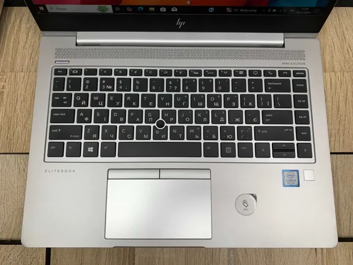 Ноутбук Б-клас HP EliteBook 840 G6 / 14" (1920x1080) IPS / Intel Core i5-8265U (4 (8) ядра по 1.6 - 3.9 GHz) / 8 GB DDR4 / 250 GB SSD M.2 / Intel UHD Graphics 620 / WebCam / HDMI б/в - зображення 4