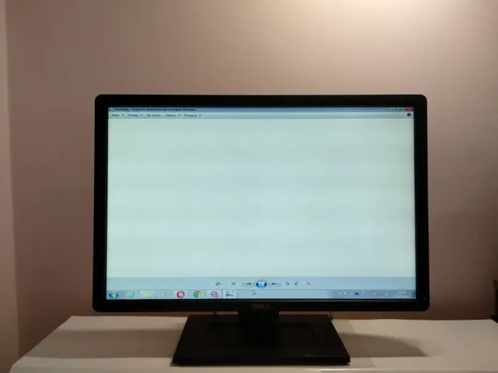 Монітор Dell Professional P2213t / 22" (1680x1050) TN LED / DisplayPort, VGA, DVI, 2x USB 2.0 б/в - зображення 4