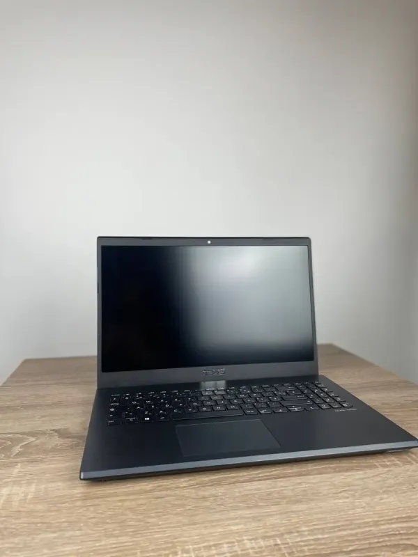 Ігровий ноутбук Asus K57G / 15.6" (1920x1080) TN / Intel Core i5-9300H (4 (8) ядра по 2.4 - 4.1 GHz) / 16 GB DDR3 / 512 GB SSD / nVidia GeForce GTX 1650, 4 GB GDDR5, 128-bit / WebCam / Win 10 б/в - зображення 2