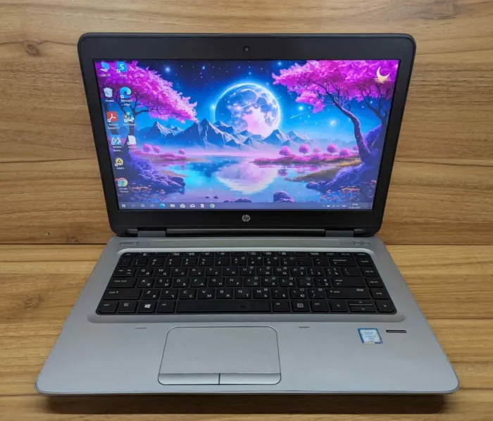 Ноутбук Б-клас HP ProBook 640 G2 / 14" (1920x1080) IPS / Intel Core i7-6600U (2 (4) ядра по 2.6 - 3.4 GHz) / 8 GB DDR4 / 180 GB SSD / Intel HD Graphics 520 / WebCam / Fingerprint / Windows 10 б/в - зображення 2