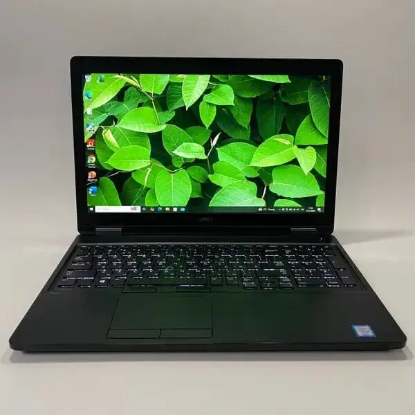 Ноутбук Б-клас Dell Latitude 5580 / 15.6" (1920x1080) IPS / Intel Core i5-7300U (2 (4) ядра по 2.6 - 3.5 GHz) / 8 GB DDR4 / 128 GB SSD / Intel HD Graphics 620 / WebCam / SIM б/в - зображення 2