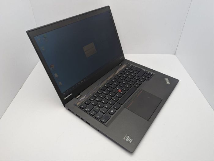 Ноутбук Lenovo ThinkPad X1 Carbon / 14" (2560x1440) IPS / Intel Core i7-4550U (2 (4) ядра по 1.5 - 3.0 GHz) / 8 GB DDR3 / 256 GB SSD / Intel HD Graphics 5000 / WebCam б/в - изображение 6