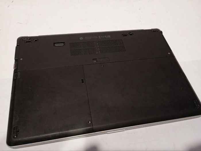 Ультрабук Б-класу HP EliteBook Folio 9470m / 14" (1366x768) TN / Intel Core i5-3437U (2 (4) ядра по 1.9 - 2.9 GHz) / 8 GB DDR3 / 500 GB HDD / Intel HD Graphics 4000 / WebCam / Win 10 / АКБ не тримає б/в - изображение 7