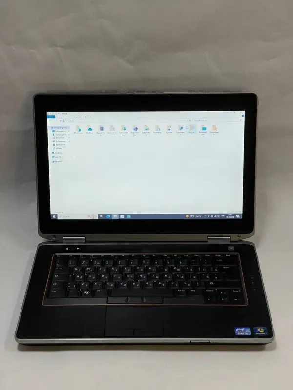 Ноутбук Б-клас Dell Latitude E6420 / 14" (1366x768) TN / Intel Core i5-2520M (2 (4) ядра по 2.5 - 3.2 GHz) / 4 GB DDR3 / 320 GB HDD / Intel HD Graphics 3000 / WebCam / DVD-ROM б/в - зображення 3