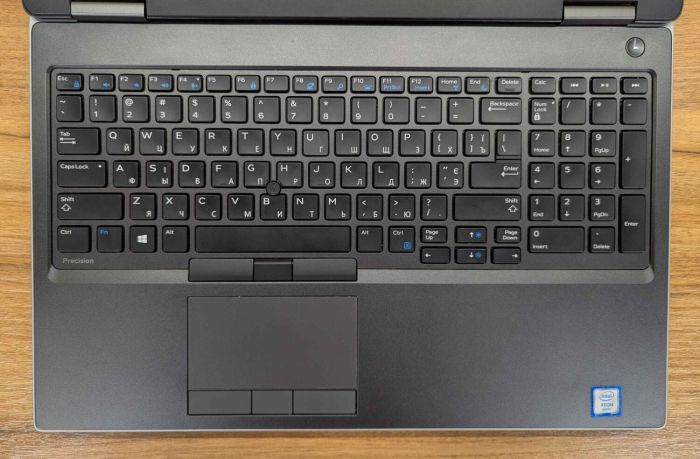 Мобільна робоча станція Dell Precision 7540 / 15,6" (1920x1080) IPS / Intel Xeon E-2276M (6 (12) ядер по 2,8 - 4,7 ГГц) / 16 ГБ DDR4 / 512 ГБ SSD / nVidia Quadro T2000, 4 ГБ GDDR5, 128-біт / HDMI / Windows 10 б/в - зображення 3