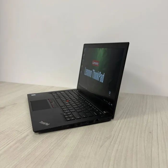Ультрабук Lenovo ThinkPad T460s / 14" (1920x1080) IPS / Intel Core i5-6200U (2 (4) ядра по 2.3 - 2.8 GHz) / 8 GB DDR4 / 256 GB SSD NVMe / Intel HD Graphics 520 / WebCam б/в - зображення 5