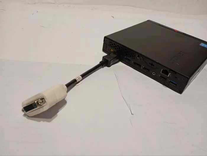 Неттоп Lenovo ThinkCentre M600 USFF / Intel Pentium J3710 (4 ядра по 1.6 - 2.64 GHz) / 4 GB DDR3 / 128 GB SSD M.2 / Intel HD Graphics б/в - изображение 6