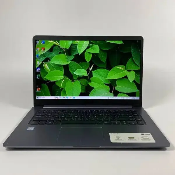 Ноутбук Asus F510U / 15.6" (1920x1080) IPS / Intel Core i5-8250U (4 (8) ядра по 1.6 - 3.4 GHz) / 16 GB DDR4 / 240 GB SSD / Intel UHD Graphics 620 / WebCam / Fingerprint б/в - зображення 2