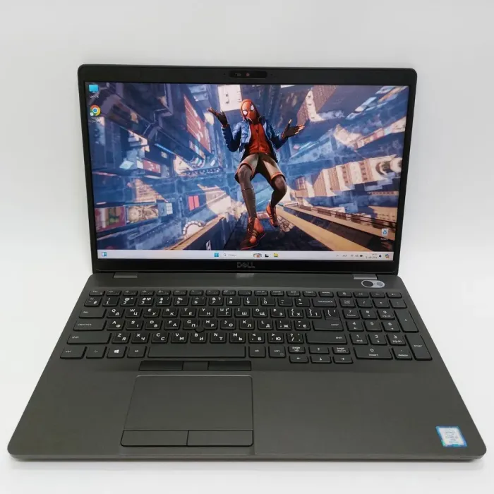 Ультрабук Dell Latitude 5500 / 15.6" (1920х1080) IPS / Intel Core i5-8365U (4 (8) ядра по 1.6 - 4.1 GHz) / 16 GB DDR4 / 256 GB SSD / Intel UHD Graphics 620 / WebCam / Windows 11 Pro б/в - зображення 2