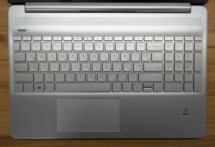 Ультрабук HP 15-dy1036nr / 15.6" (1920x1080) IPS / Intel Core i5-1035G1 (4 (8) ядра по 1.0 - 3.6 GHz) / 8 GB DDR4 / 480 GB SSD / Intel UHD Graphics / WebCam / Windows 10 б/в - зображення 3