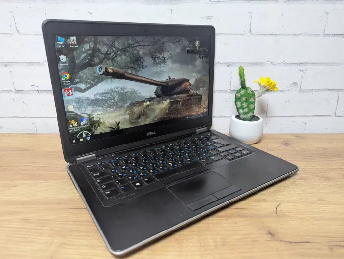 Ноутбук Б-клас Dell Latitude E7440 / 14" (1920x1080) TN / Intel Core i5-4300U (2 (4) ядра по 1.9 - 2.9 GHz) / 8 GB DDR3 / 128 GB SSD / Intel HD Graphics 4400 / WebCam б/в - зображення 4