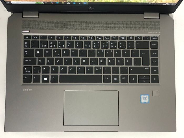 Мобільна робоча станція Б-класу HP ZBook Studio G5 / 15.6" (1920x1080) IPS / Intel Xeon E-2176M (6 (12) ядер по 2,7 - 4,4 ГГц) / 16 ГБ DDR4 / 512 ГБ SSD NVMe / nVidia Quadro P2000, 4 ГБ DDR5, 128-біт / WebCam / Win 10 Pro б/в - изображение 8