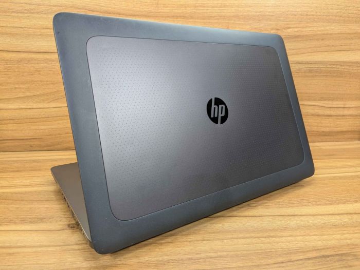 Мобільна робоча станція HP zBook 17 G3 / 17.3" (1600x900) TN / Intel Core i7-6700HQ (4 (8) ядра по 2.6 - 3.5 GHz) / 32 GB DDR4 / 512 GB SSD / nVidia Quadro M1000M, 2 GB DDR3, 128-bit / TouchID / WebCam / Windows 10 б/в - зображення 7