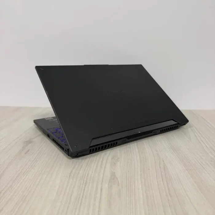 Ігровий ноутбук Asus TUF Gaming A15 FA507NV / 15.6" (1920x1080) IPS / AMD Ryzen 7 7735HS (8 (16) ядер по 3.2 - 4.75 GHz) / 16 GB DDR5 / 1000 GB SSD NVMe / nVidia GeForce RTX 4060, 8 GB GDDR6, 128-bit / WebCam б/в - зображення 6