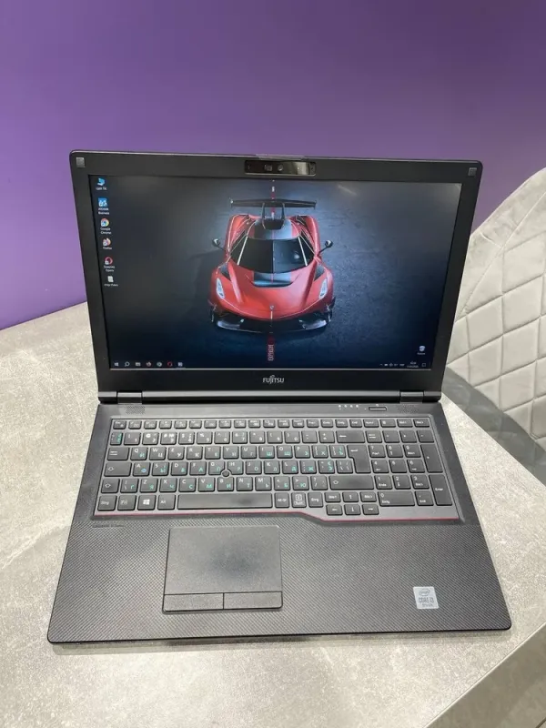 Ноутбук Fujitsu LifeBook E5510 / 15.6" (1920x1080) IPS / Intel Core i3-10110U (2 (4) ядра по 2.1 - 4.1 GHz) / 16 GB DDR4 / 256 GB SSD / Intel UHD Graphics / WebCam б/в - зображення 2