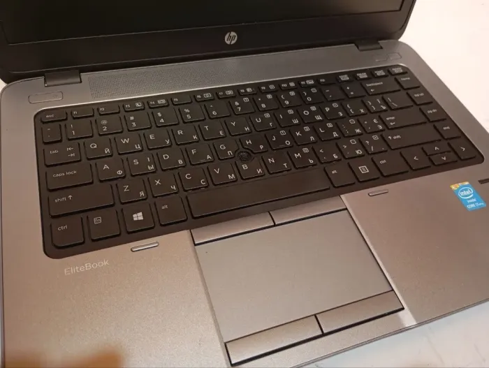 Ноутбук Б-клас HP EliteBook 840 G1 / 14" (1366x768) TN / Intel Core i7-4600U (2 (4) ядра по 2.1 - 3.3 GHz) / 16 GB DDR3 / 240 GB SSD / AMD Radeon HD 8750M, 1 GB DDR3, 128-bit / WebCam б/в - зображення 7