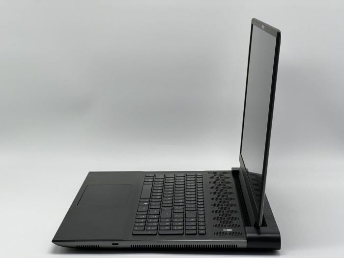 Ігровий ноутбук Dell Alienware m18 R1 / 18" (2560x1600) IPS / Intel Core i9-13980HX (24 (32) ядер по 4.0 - 5.6 GHz) / 64 GB DDR5 / 960 GB SSD / nVidia GeForce RTX 4090, 16 GB GDDR6, 256-bit / WebCam б/в - зображення 4