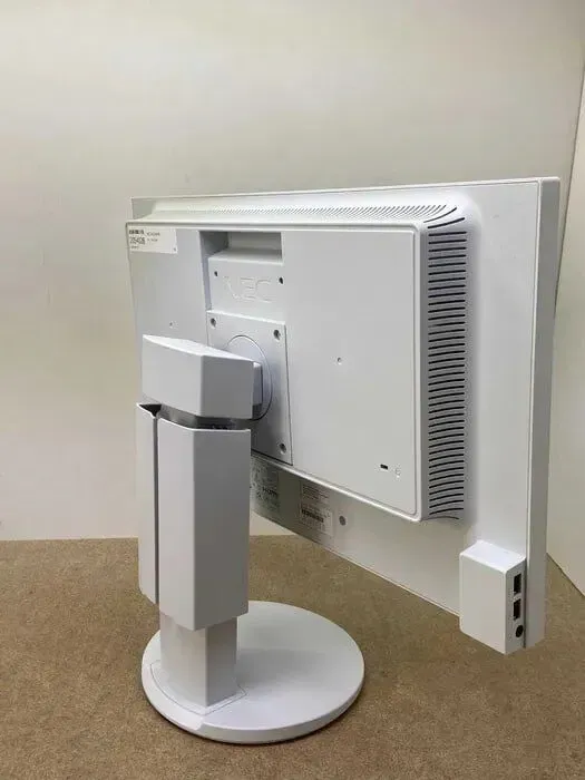 Монітор NEC MultiSync EA234WMi / 23" (1920x1080) IPS / VGA, DVI, HDMI, DisplayPort, USB, Audio / Вбудовані колонки 2x 1W б/в - зображення 8