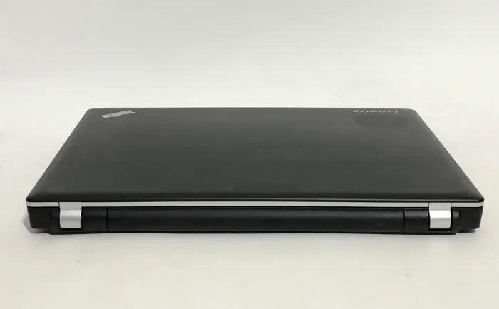 Ноутбук Lenovo ThinkPad Edge E330 / 13" (1366x768) TN / Intel Core i5-3230M (2 (4) ядра по 2.6 - 3.2 GHz) / 4 GB DDR3 / 320 GB HDD / Intel HD Graphics 4000 / WebCam б/в - зображення 3