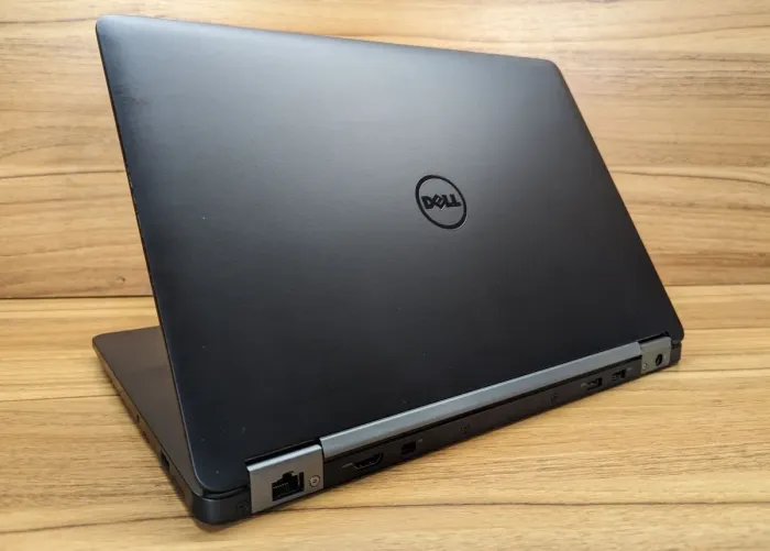 Ультрабук Dell Latitude E7470 / 14" (1920x1080) IPS / Intel Core i7-6600U (2 (4) ядра по 2.6 - 3.4 GHz) / 8 GB DDR4 / 256 GB SSD / Intel HD Graphics 520 / WebCam / Windows 10м б/в - зображення 7