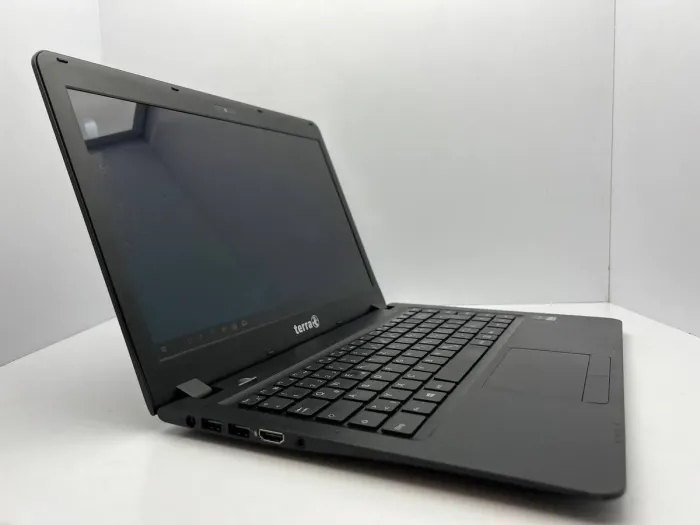 Ноутбук Terra Mobile EA B21 / 14" (1366x768) TN / Intel Celeron N2840 (2 ядра по 2.16 - 2.58 GHz) / 2 GB DDR3 / 120 GB SSD / Intel HD Graphics / WebCam б/в - зображення 3