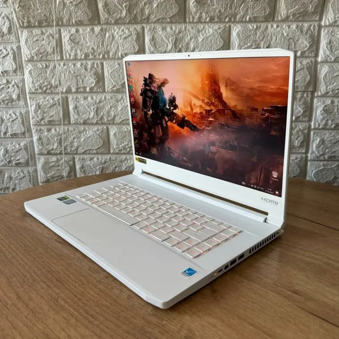 Ігровий ноутбук Acer ConceptD CN715-71 / 15.6" (3840x2160) IPS / Intel Core i7-9750H (6 (12) ядер по 2.6 - 4.5 GHz) / 32 GB DDR4 / 1000 GB SSD / nVidia GeForce RTX 2080 Max-Q, 8 GB GDDR6, 256-bit / WebCam б/в - зображення 5